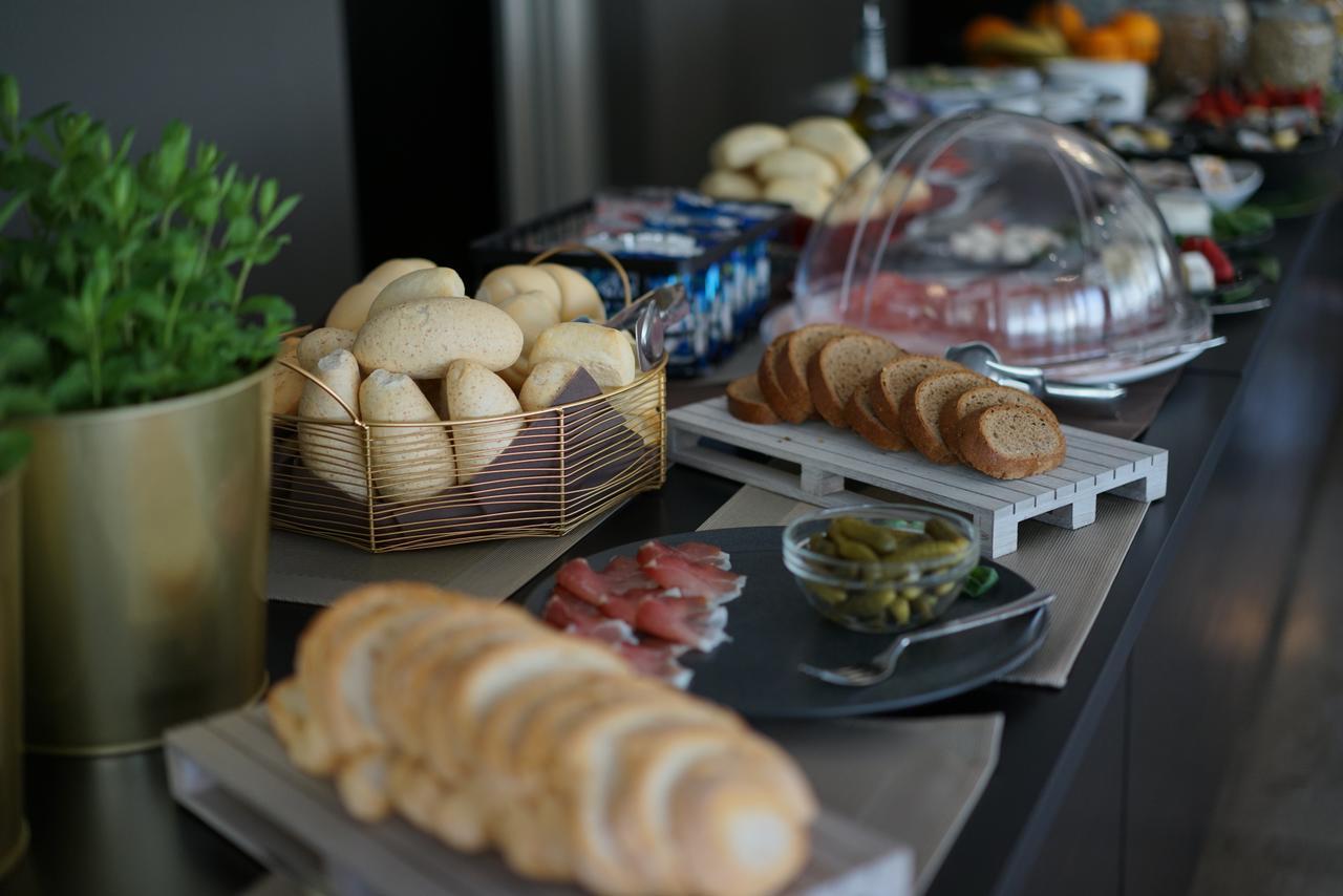 Hotel Aplo - Breakfast Experience Cervia Zewnętrze zdjęcie