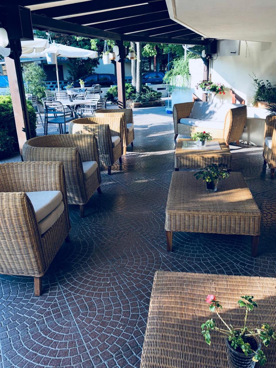 Hotel Aplo - Breakfast Experience Cervia Zewnętrze zdjęcie