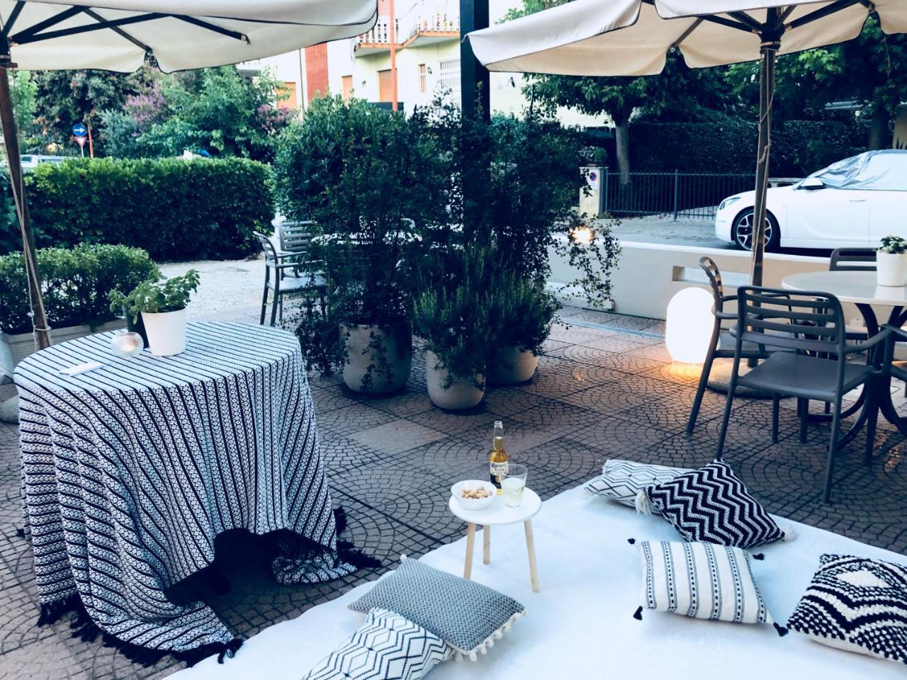 Hotel Aplo - Breakfast Experience Cervia Zewnętrze zdjęcie